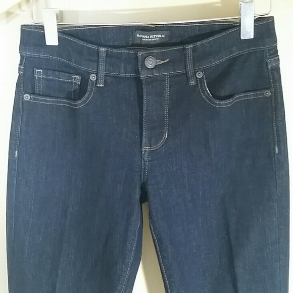 Banana Republic Premium Denim Girlfriend jeans - Picture 2 of 7